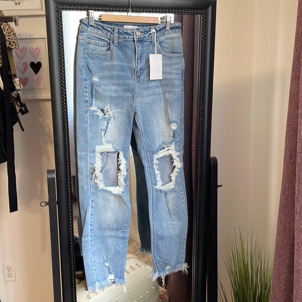 NWT High Rise Straight Jean